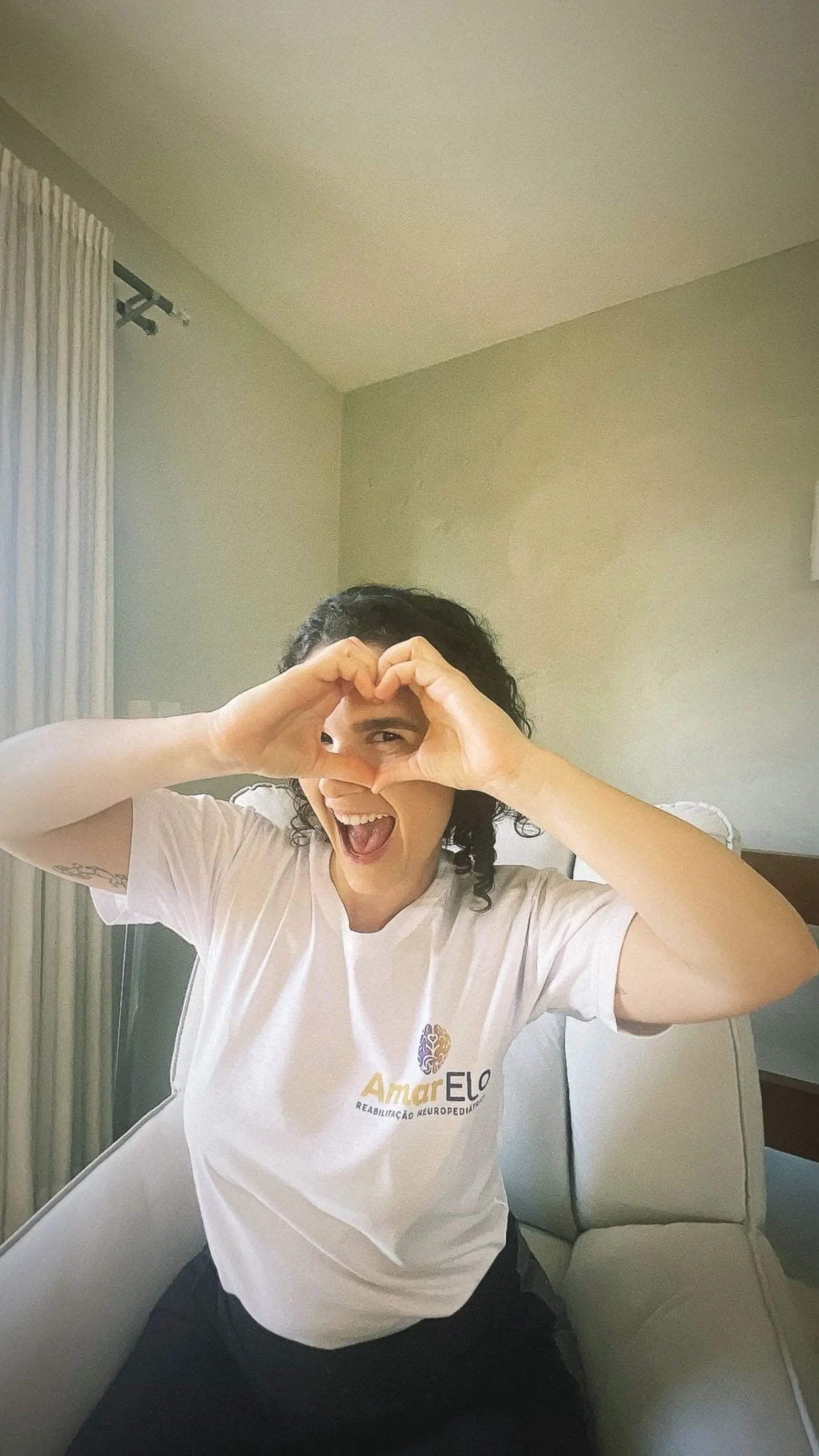 Laura — Fisioterapeuta Neurofuncional na Clínica AmarElo, Porto Alegre